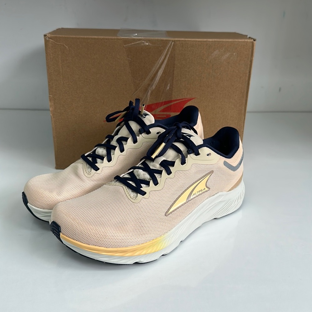 Altra Women Rivera 3